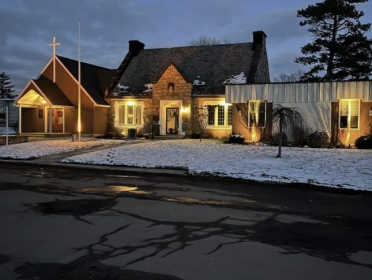 Acacia Park Cemetery