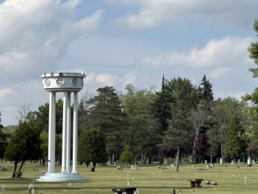 Acacia Park Cemetery