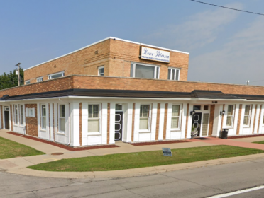 Howe-Peterson Funeral Home & Cremation Services - Lincoln Park