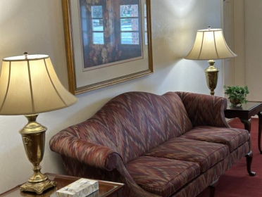 Scobee-Combs-Bowden Funeral Home & Crematory