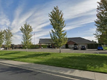 Einan's at Hillcrest - Kennewick