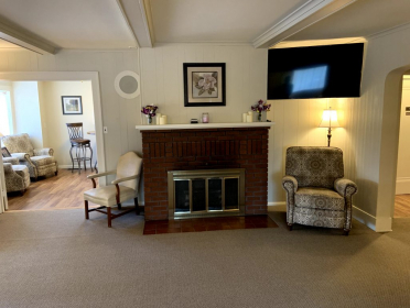 Sherrie Bream & Kenneth H. Sherrie Funeral Home