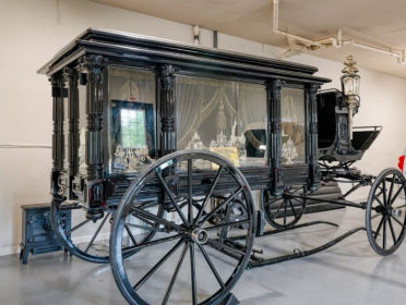 Alexander Funeral Home & Cremation Center