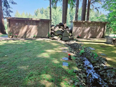 Woodlawn Funeral Home and Cemetery