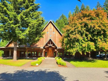 Woodlawn Funeral Home and Cemetery