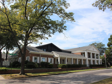 Smith Family Funeral Homes - North Little Rock Chapel