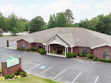 Smith Family Funeral Homes - Hot Springs Chapel